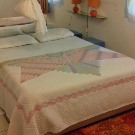 Appartement T2 Meuble Tout Confort Ле-Гозье Экстерьер фото