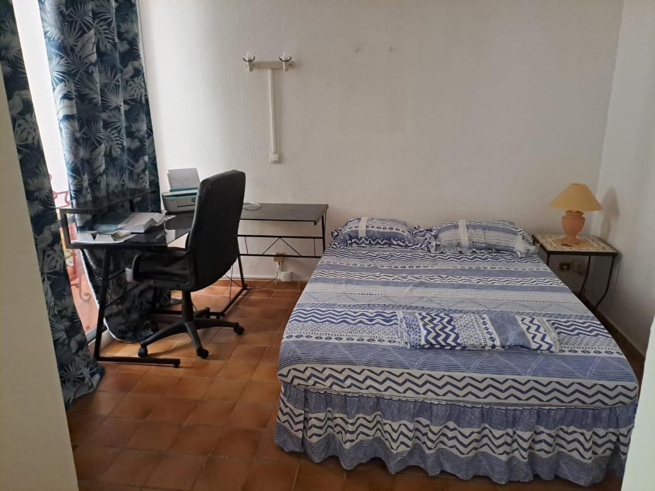 Appartement T2 Meuble Tout Confort Ле-Гозье Экстерьер фото
